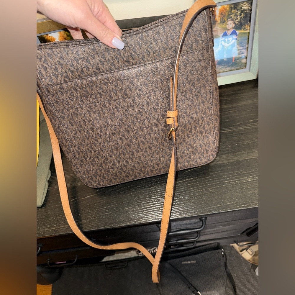 Michael Kors Brown Crossbody Bag - Picture 5 of 5